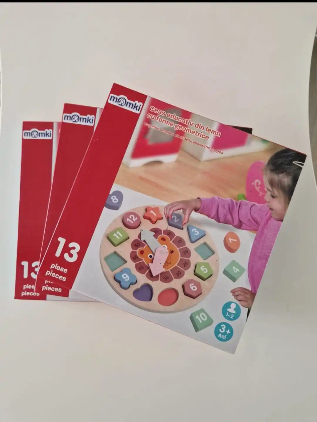 Ceas educational din lemn cu forme geometrice