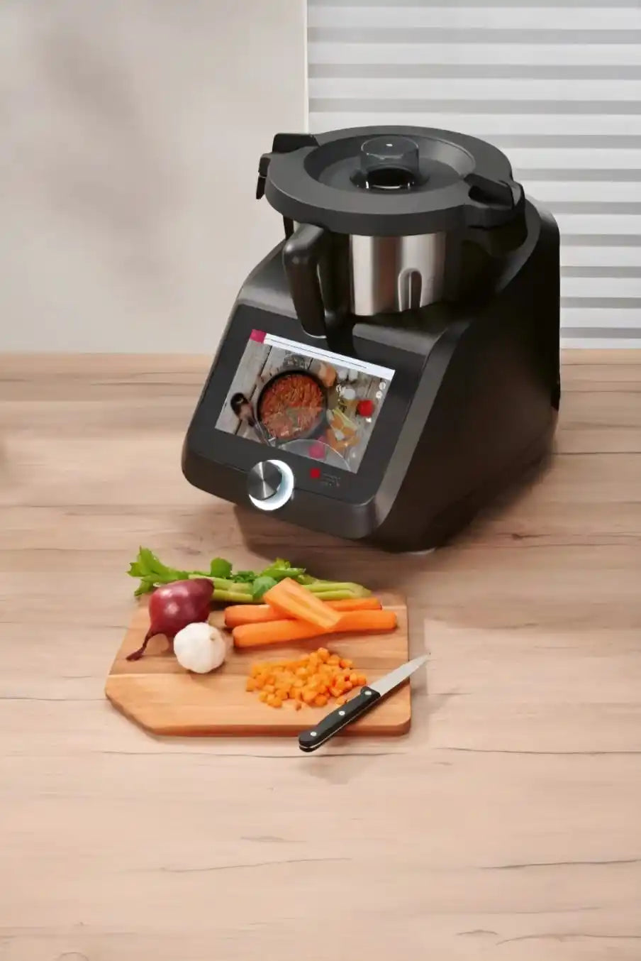 Robot de bucătărie SilverCrest Monsieur Cuisine Smart, 1000W, bol 4.5L, WiFi, ecran tactil