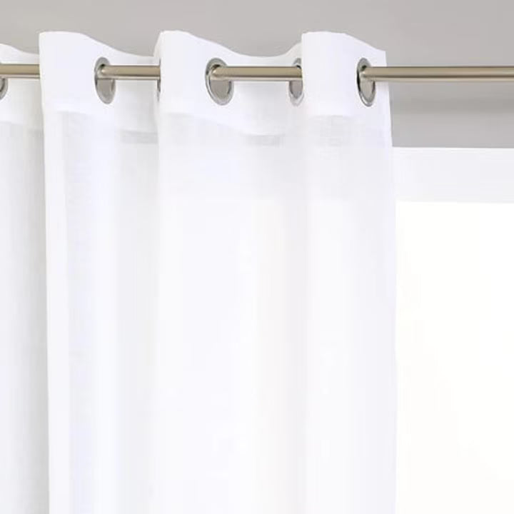 Perdea din etamina alba 140x240 cm, cu catarama decorativa, premium